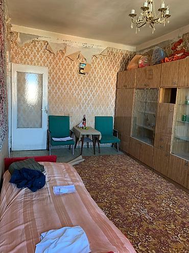 masallıda: Bakı, Qaraçuxur qəs., 4 otaqlı, Köhnə tikili, 100 kv. m — 3
