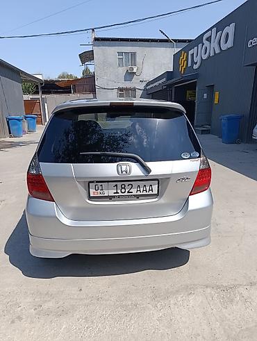 ветравик фит: Honda Fit: 2002 г., 1.3 л, Вариатор, Бензин, Хэтчбэк — 4
