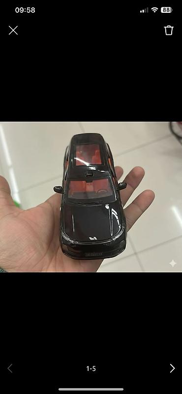 Oyuncaq nəqliyyat: Qara rəngli metal oyuncaq sedan model maşın - Material: metal gövdə — 5