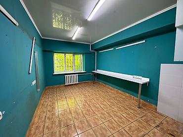 Аренда зданий: 📢 *СДАЁТСЯ КОММЕРЧЕСКОЕ ПОМЕЩЕНИЕ*📢 🏢 Идеально под салон красоты — 5