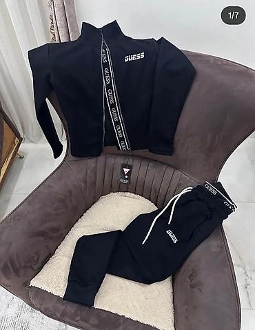 Women's Sweatsuits: 09. Pamuk skuba
m, l, xl, 2xl
Cena 3899 din✅️✅️ — 4