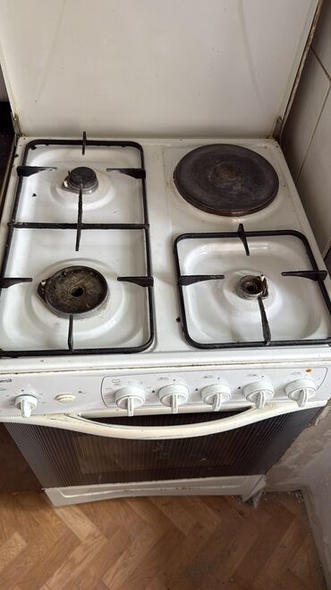 кухонный уголок в рассрочку: Продаю б/у