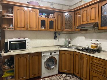 керамическая плитка в баку: Metbex mebeli 300₼ .Qaz,moyka,aspiratr daxil .Olcu 255/130 .Unvan