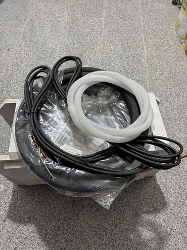 установка посудомоечных машин: Комплект трубок и кабелей для кондиционера/теплового насоса (монтажный