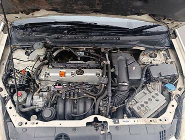 Honda: Honda Stream: 2001 г., 2 л, Автомат, Бензин, Минивэн — 12