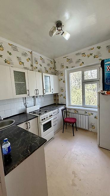 бассейе: 2 комнаты, 50 м², 105 серия, 4 этаж, Старый ремонт — 6