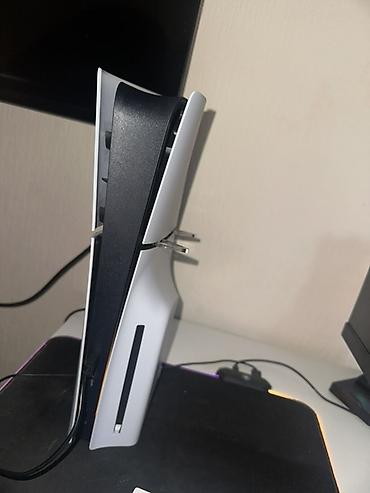 Sony PlayStation: 🎮 PlayStation 5 Slim с дисководом 1TB + 2 DualSense + подписка на ~900 — 2