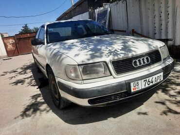 машины пассат: Audi A4: 1991 г., 2 л, Механика, Бензин, Седан