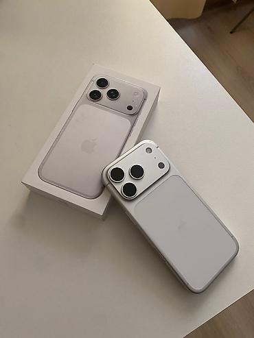 iphone cs: IPhone 17 Pro, Новый, 512 ГБ, Серебристый, Коробка, Зарядное устройство, Защитное стекло — 3