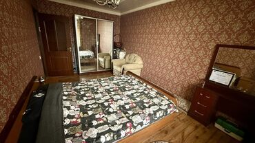 сдам частный дом без посредников рядом просп жибек жолу бишкек: 2 бөлмө, 43 кв. м, Хрущевка, 3 кабат, Косметикалык ремонт