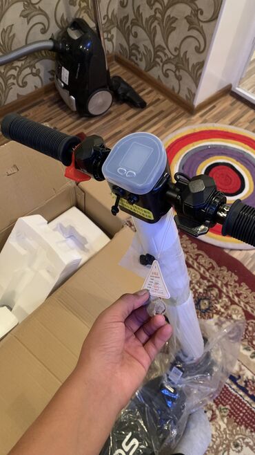 Электросамокаты: Электросамокат, Б/у — 3