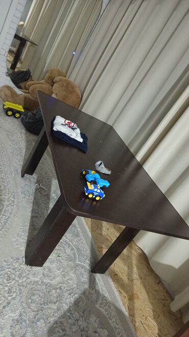 мебель бишкек столы и стулья фото цены: Кухонный стол, Прямоугольный, Нераскладной