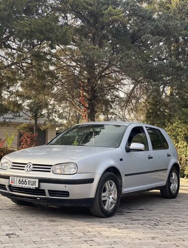 Volkswagen: Volkswagen Golf: 2000 г., 1.6 л, Механика, Бензин, Хэтчбэк — 3