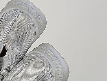 klapki foam runner: Buty sportowe 30, Używany — 6