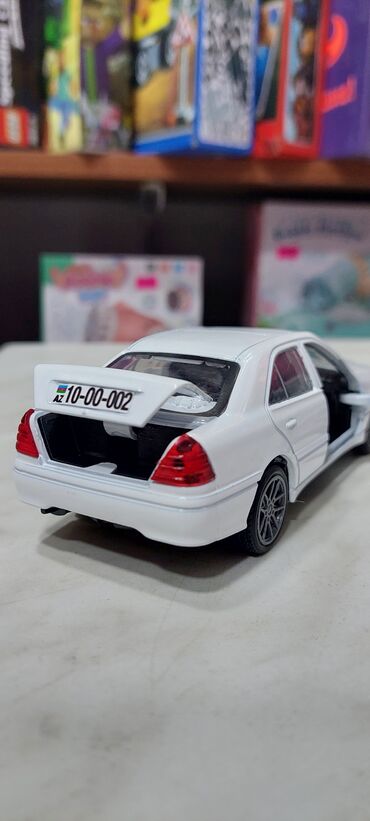 Avtomobil modelləri: 🔹️Demir qorpuslu maşınlar. 🔹️Mercedes E-class 🔹️Mercedes C-class — 5