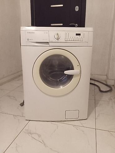 скорый: Стиральная машина Electrolux с фронтальной загрузкой. Характеристики — 1