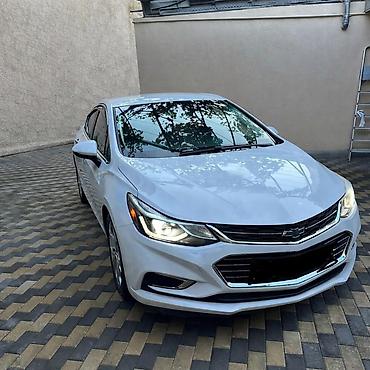 Chevrolet: Chevrolet Cruze: 1.4 l | 2017 il 187000 km Sedan — 4