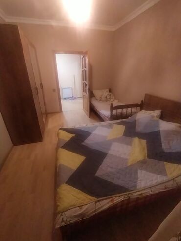 Uzunmüddətli kirayə mənzillər: Zabrat 1 qəsəbəsi Əsas yola piyada 3.4 dəq Məsafə Koroğlu metrosuna — 5