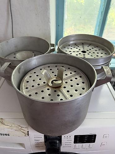 кухонные оборудования: Алюминиевая кастрюля-пароварка/мантышница с перфорированной вставкой — 1