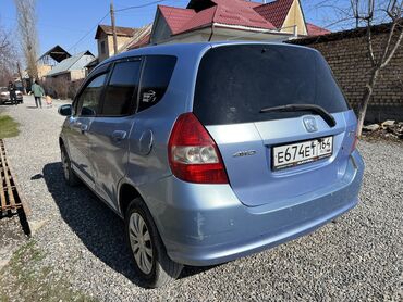 бишкек хонда свик: Honda Fit: 2001 г., 1.3 л, Вариатор, Бензин