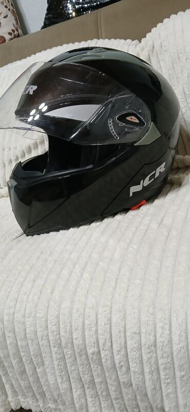 Moto dəbilqələr: NCR tam üzlü motosiklet dəbilqəsi - Rəng: parlaq qara, gümüşü -da lalafo.az — 16 Moto dəbilqələr: NCR tam üzlü motosiklet dəbilqəsi - Rəng: parlaq qara, gümüşü — 16