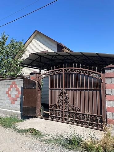 Продажа коттеджей и домов: 🏡 Продается уютная двухэтажная дача в Воронцовке! 📍 Локация — 2