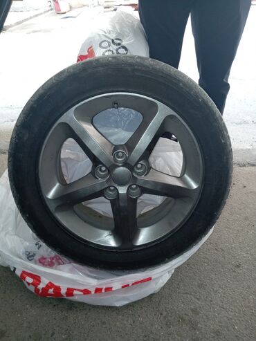 Disk təkərlər: İşlənmiş Disk təkər Hyundai 235 / 50 / R 17, 5 Boltlu