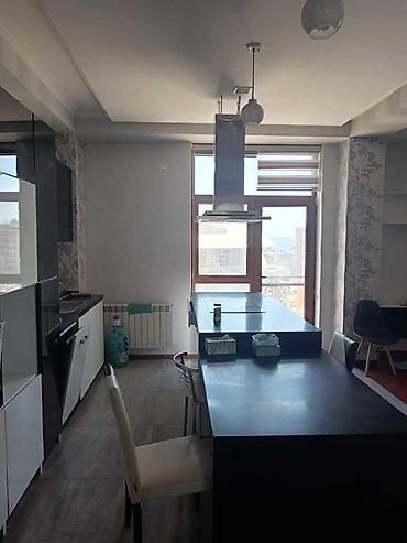 дом саруу: İcarəyə verilir 4 otaqlı yeni tikili 137 m², Ağ şəhər q. Kateqoriya — 3