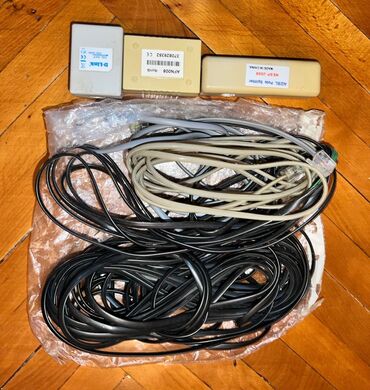 modem adsl wifi: Hamısı birlikdə 10 azn. Ünvan 8-ci mikrorayon Azadlıq metrosunun yanı