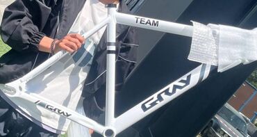 алюминиевый велосипед: Продаю фреймсет - Gray team рама абсотно новая ростовка 50 откатал
