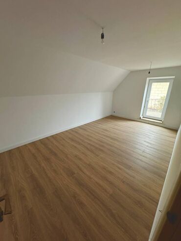 Долгосрочная аренда домов: 220 м², 6 комнат — 10