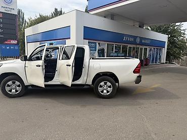 тойота хилух: Toyota Hilux: 2021 г., 2.7 л, Механика, Бензин, Пикап — 9