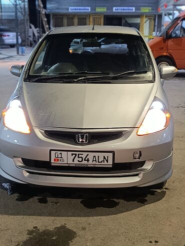 авто с последующим выкупом бишкек фит: Honda Fit: 2001 г., 1.3 л, Вариатор, Бензин, Хэтчбэк