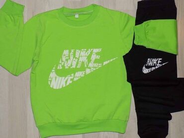 Ostala dečija odeća: Veličina 10 
dva kompleta 2750 din — 7