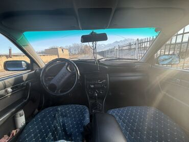 Audi: Audi 100: 1991 г., 2 л, Механика, Бензин, Седан — 11