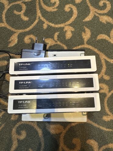 tp link wifi guclendirici: TP Link 8 Port 10/100 Mbps Switch
Fast Ethernet ile isleyir