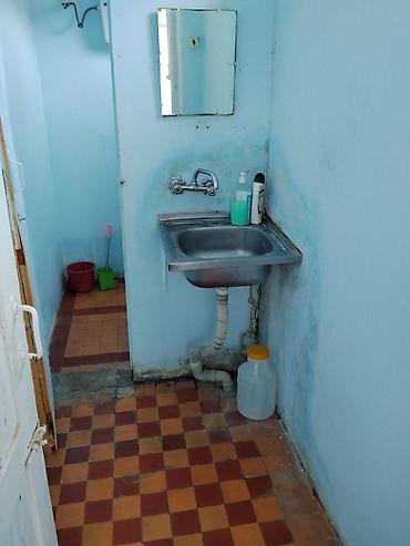 Həyət evləri və villaların satışı: 3 otaqlı, 83 kv. m, Orta təmir — 4