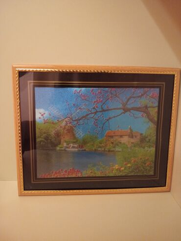 Şəkillər, tablolar: Şəkilli çərçivə, şəkilləri deyişdirmek olmur. ancaq divardan asıla — 11