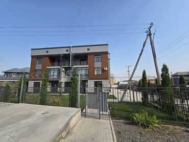 сдаю дом в центре: 5 жана андан көп, 251 кв. м, Жеке план, 3 кабат, ПСО (өзү оңдоп түзөтүп бүтүү үчүн)