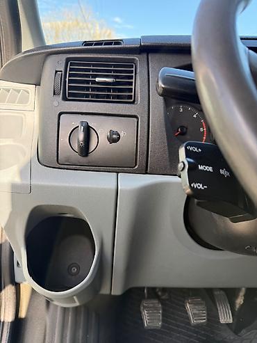 Yük maşınları: Ford Transit yük furgonu Masin yaxsi vezyetdedir avorpadan il yarımdır — 14