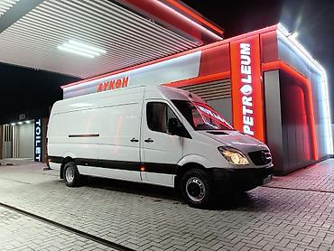 Легкий грузовой транспорт: Легкий грузовик, Mercedes-Benz — 1