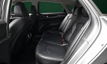 Продажа авто: Kia K5: 2022 г., 2 л, Автомат, Гибрид, Седан — 3