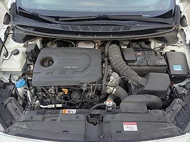 Kia: Kia Ceed: 1.6 l | 2018 il Universal — 15