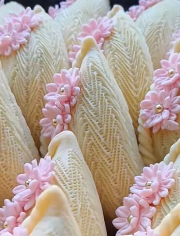 Un: Milli şirniyyatlar – əl işləri - Şəkərbura: Xəmir üzərində incə — 2