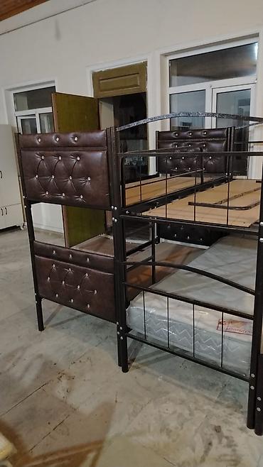 demir masa: İkimərtəbəli metal çarpayı - Ölçü: 90 sm x 2 m - Birbaşa istehsaldan — 2