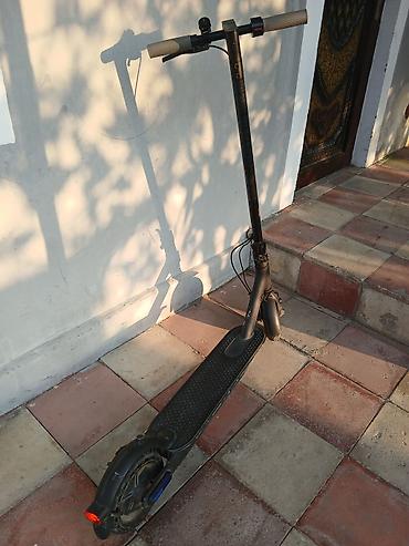 30: Xiaomi Mi Electric Scooter suret 25 heçbir problemi yoxdur barter var — 4