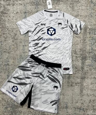 спортивные одежды: Комплект спортивной формы UFC Venum - Состав: футболка и шорты. -