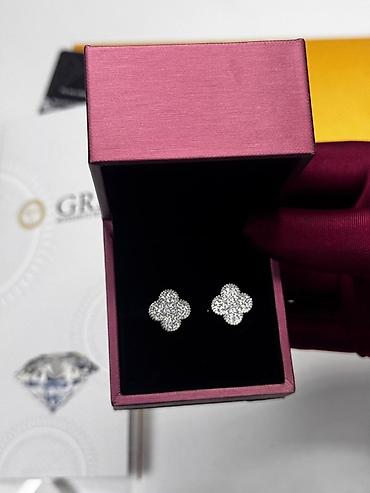 продажа норковых шуб: Продаю ювелирных изделий из серебра 925 камни муассаниты паспорт GRA — 6