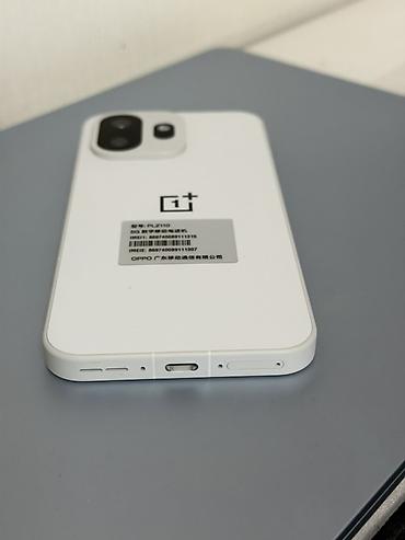 iphone 16 pro max 256: Смартфон OnePlus 15T, белый Практически новый - пользовались неделю — 1