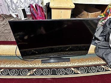 Телевизоры: Телевизор Samsung с плоским экраном, диагональ 40" (по габаритам — 1